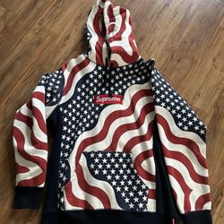 Supreme Box Logo Flag Hoodie Size Large 