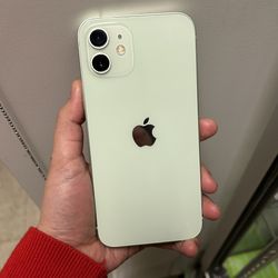 iphone 12 64gb unlocked sold with store warranty 