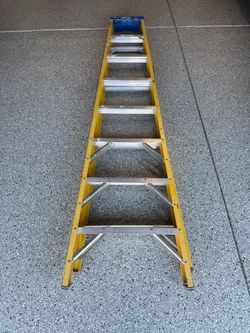 Werner 8-Foot Fiberglass Ladder 🪜