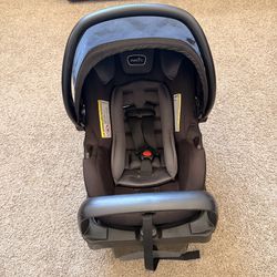 Evenflo Baby Car seat