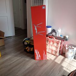 Milwaukee Miter Saw Stand 