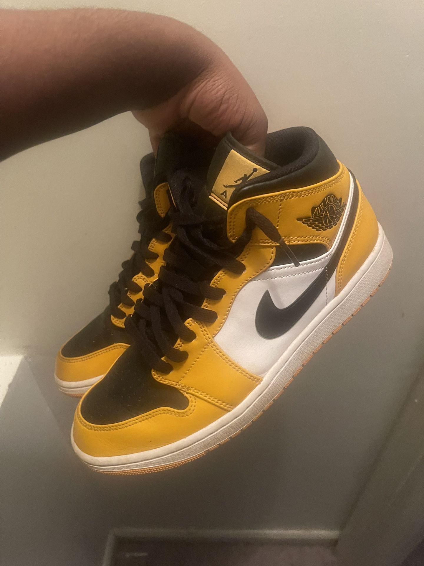 Air Jordan 1
