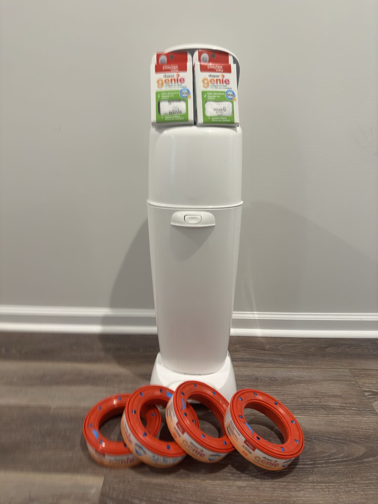 Diaper Genie With 4 Refills And 2 Odor Control