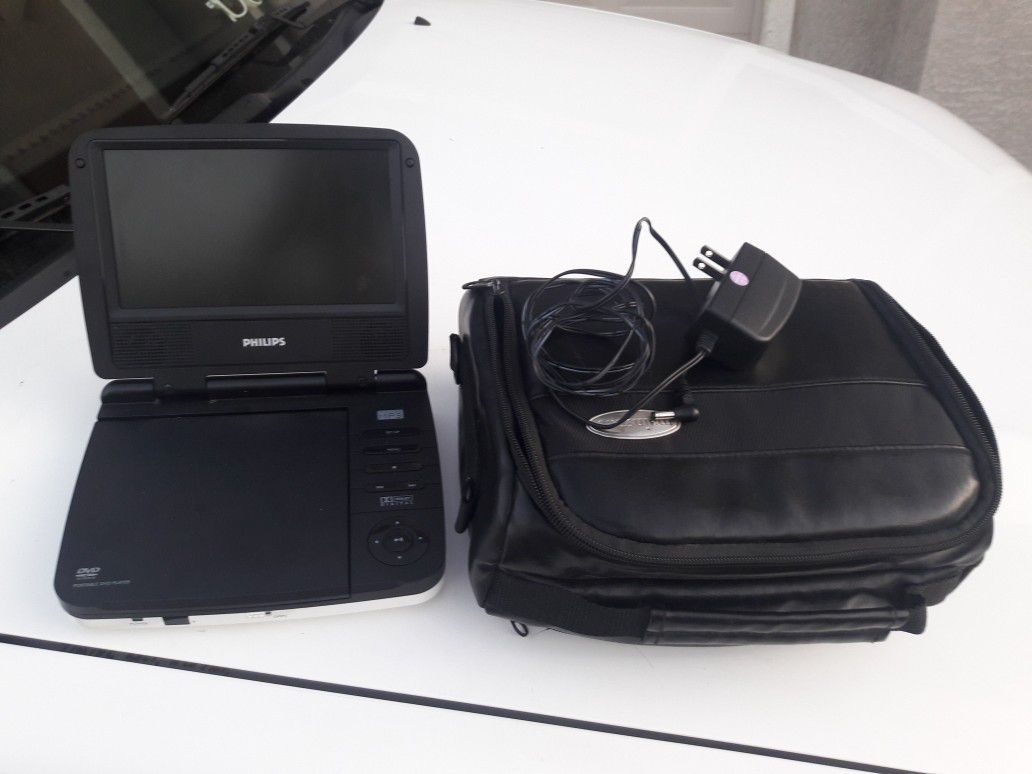 DVD player with case