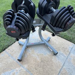 Bowflex Dumbbells 1090 adjustable (2) W/RACK