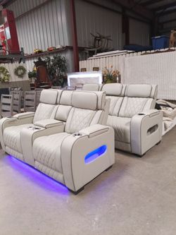 Living Room Sets, Beds, Sectionals, Dressers and More!