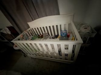 Delta Children Crib- Never used!
