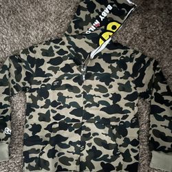 BAPE Sanrio Milo Hello Kitty Split Face 1st Camo Full Zip Hoodie Green