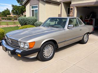1987 Mercedes-Benz 560 Series