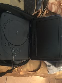 DVD PLAYER WITH CASE