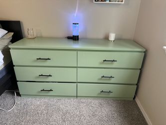 Lovely Light Green 6 drawer dresser