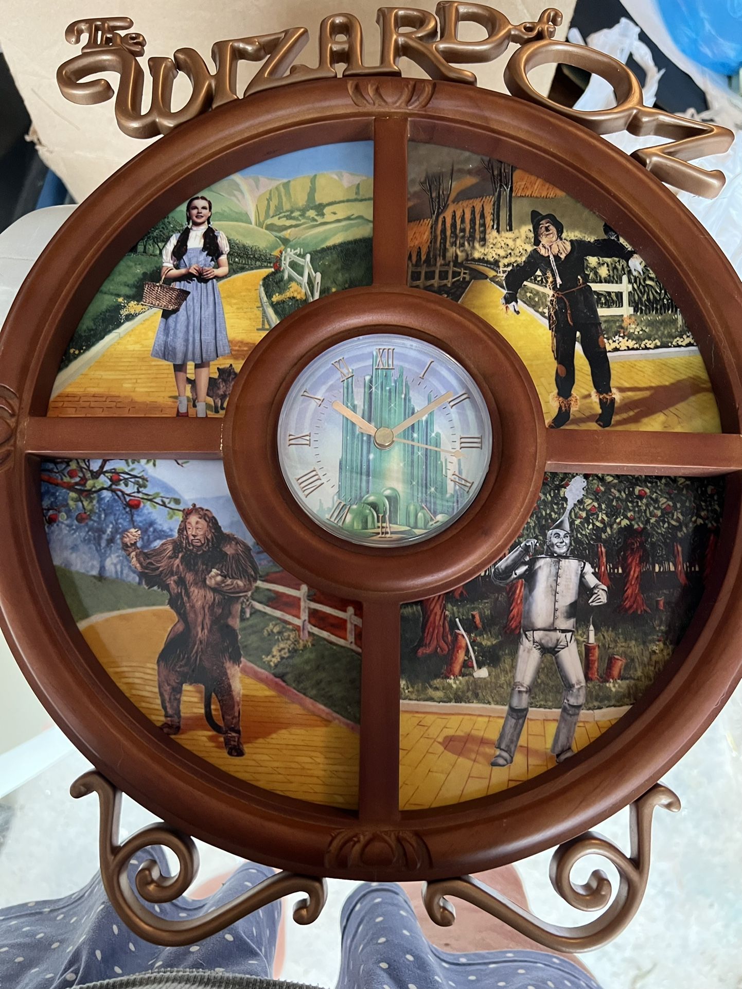 Wizard Of Oz Clock/collectible Plates