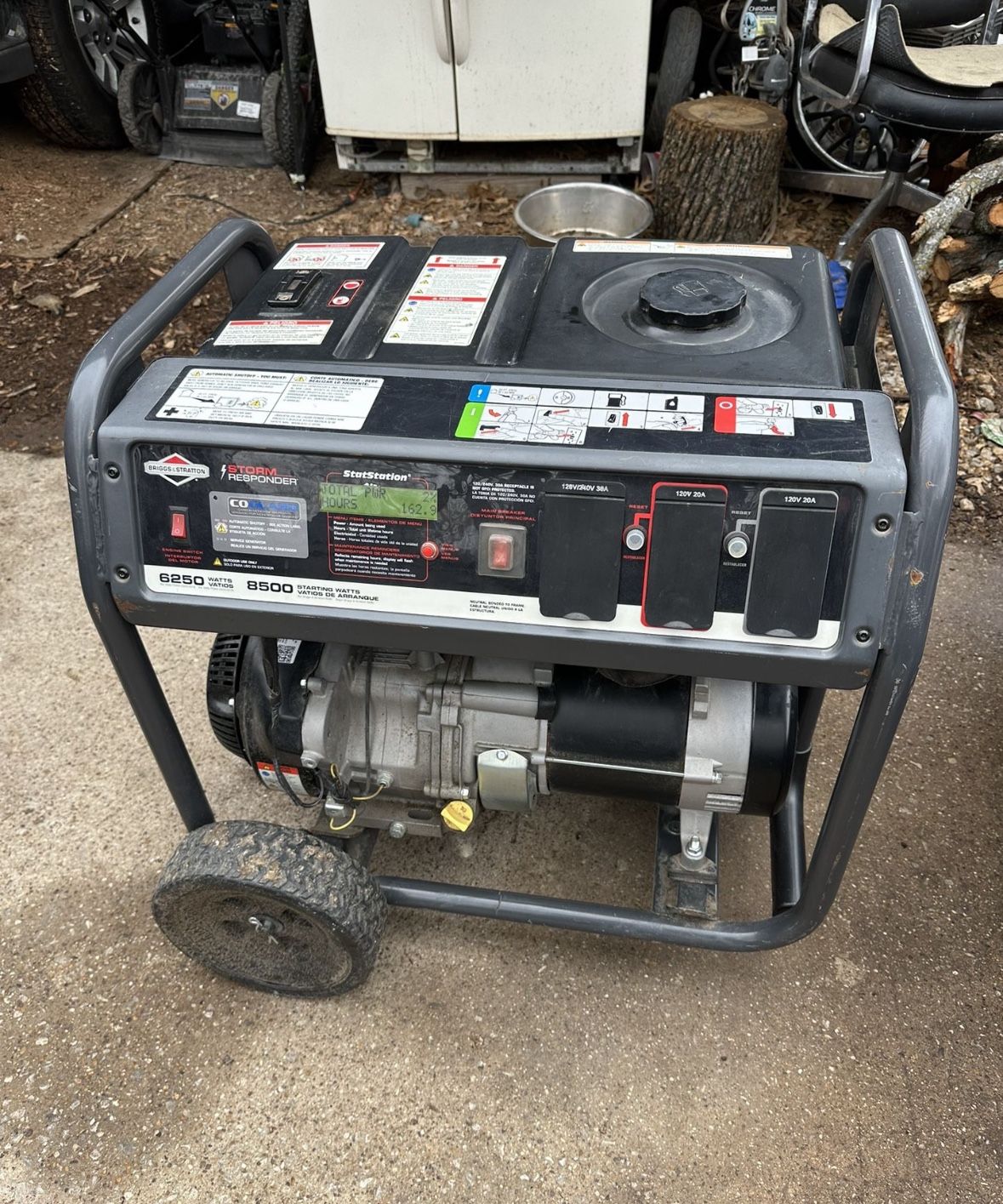 Briggs And Stratton Generator—Storm Responder!!! 6250 Watts/8500 Starting Watts!!! Works Great!!!