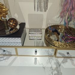 Apartment  Moving  Sale