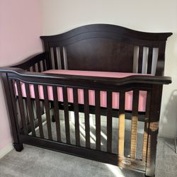 Evolur  brown Crib 