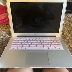 Apple MacBook