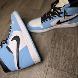 Jordan 1 Retro High OG University Blue