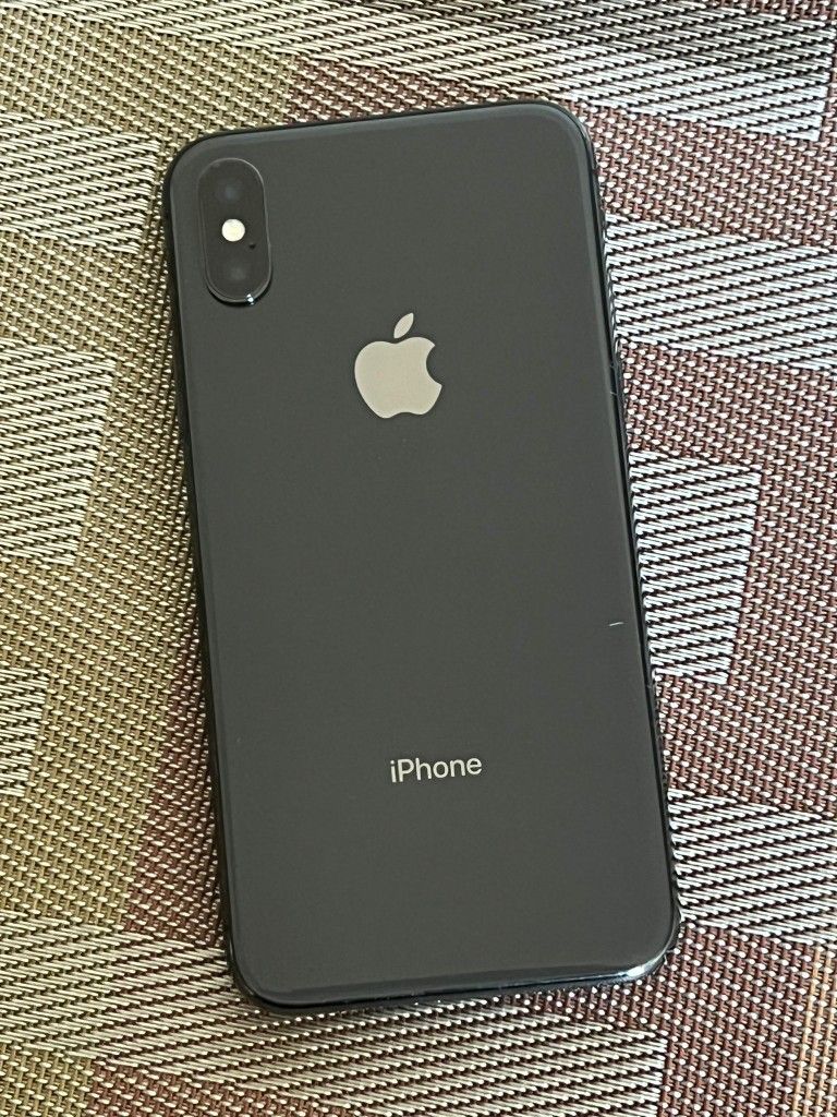 iPhone X  , Factory Unlocked,  Excellent Condition Like New 