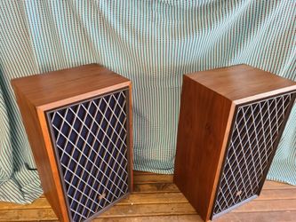 Radio Shack / Realistic Nova 8 Floor Speakers