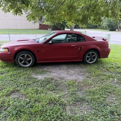 2004 Ford Mustang