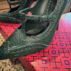 Tory Burch Green Snake 