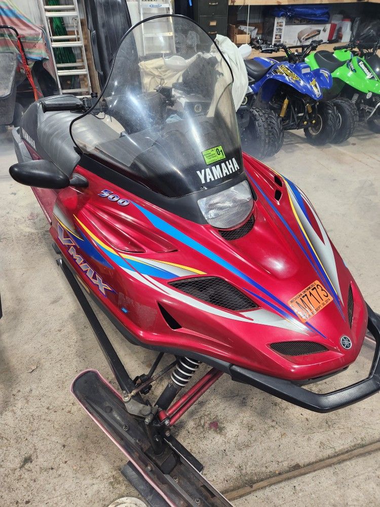 2000Yamaha 500 V Max