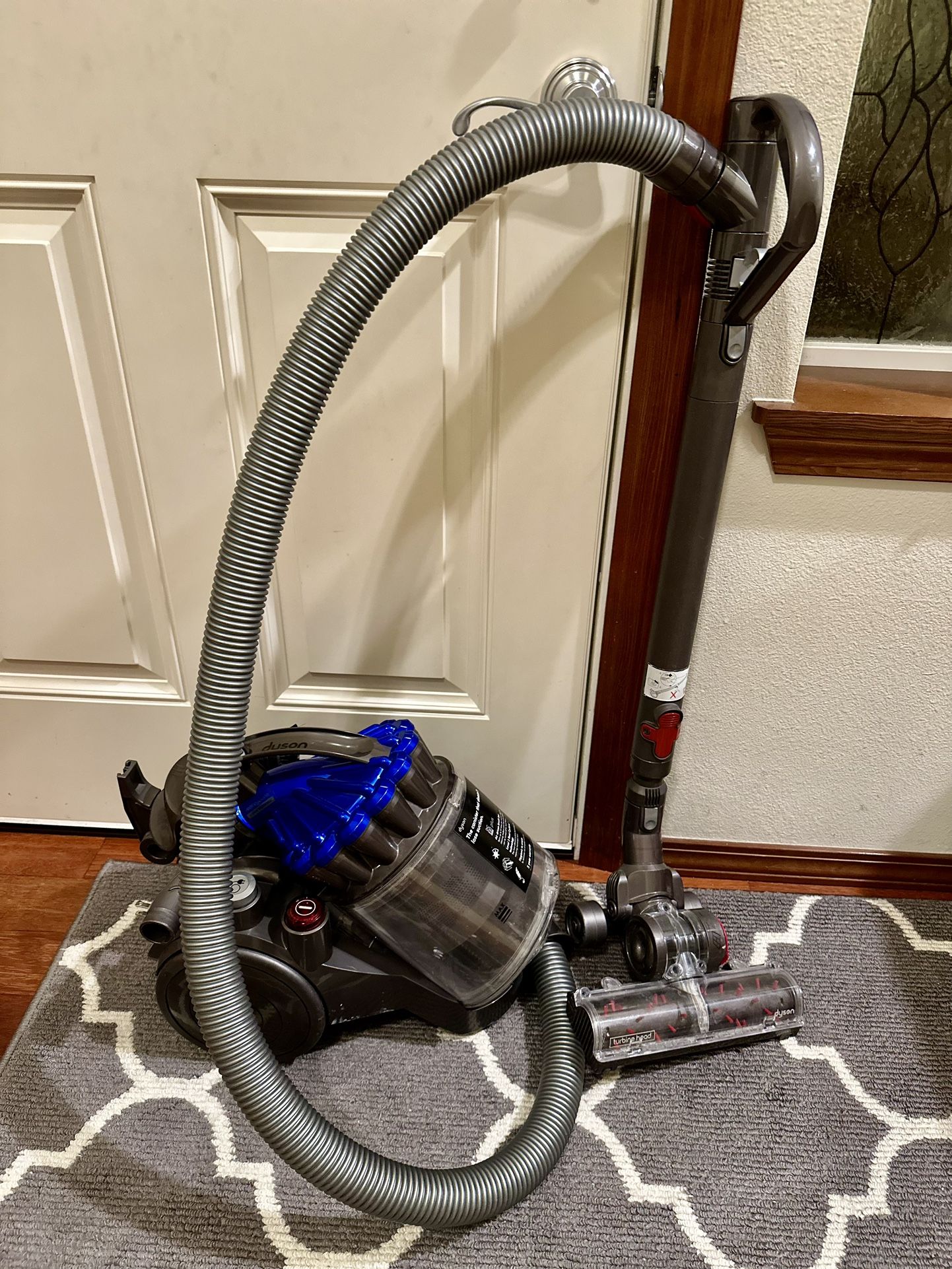 Dyson DC23 Canister Vacuum 