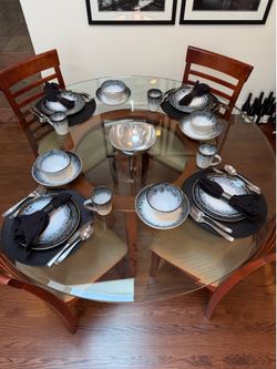 Brand new, West Elm service for 10 dinnerware