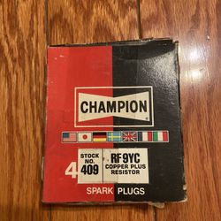 CHAMPION Spark Plugs (4) RF9YC