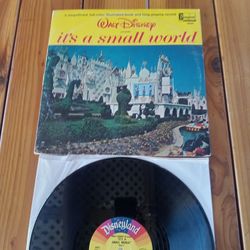 WALT DISNEY'S "It's A  Small World" LP & Picture Book @1964 Disneyland Records MINT CONDITION 