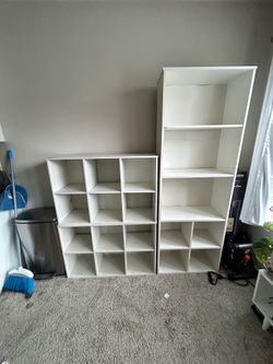 White Bookshelf with two 9-cubed shelves