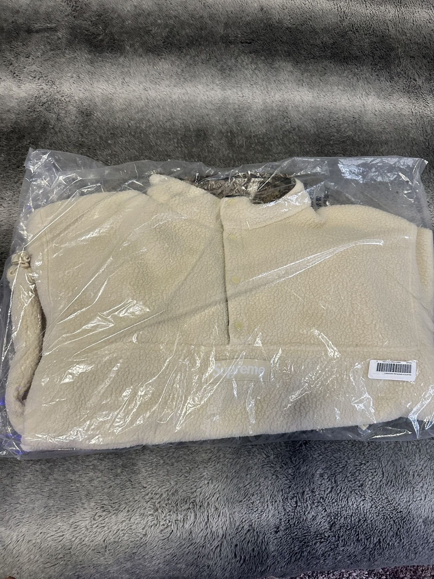Supreme Camo Polartec Shearling Reversible Size M