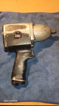 Air impact wrench repairs.