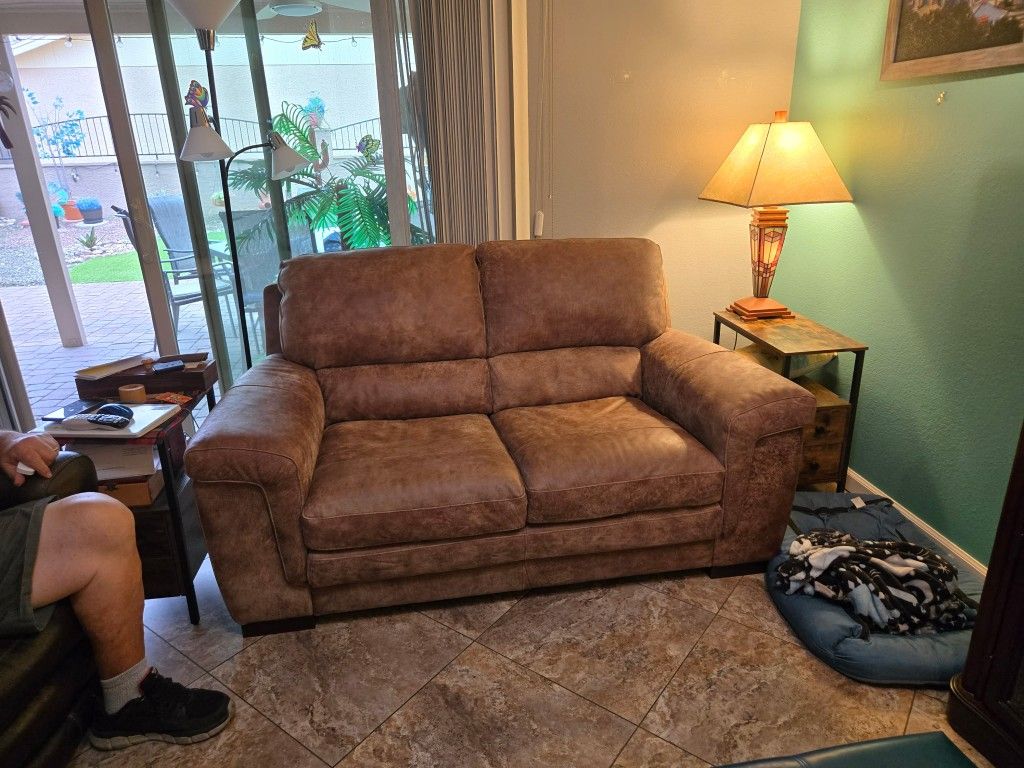 Loveseat Like New