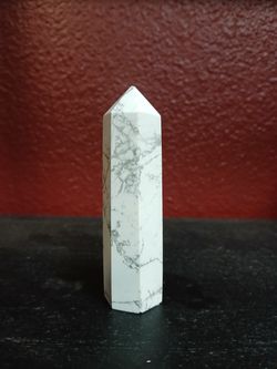Howlite Crystal Stone Tower