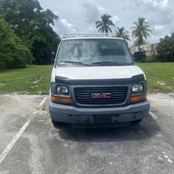 2006 GMC Savanna 1500