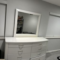 White Wooden Dresser With Mirror And 8 Drawers