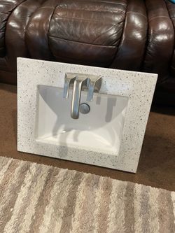 Bathroom sink vanity