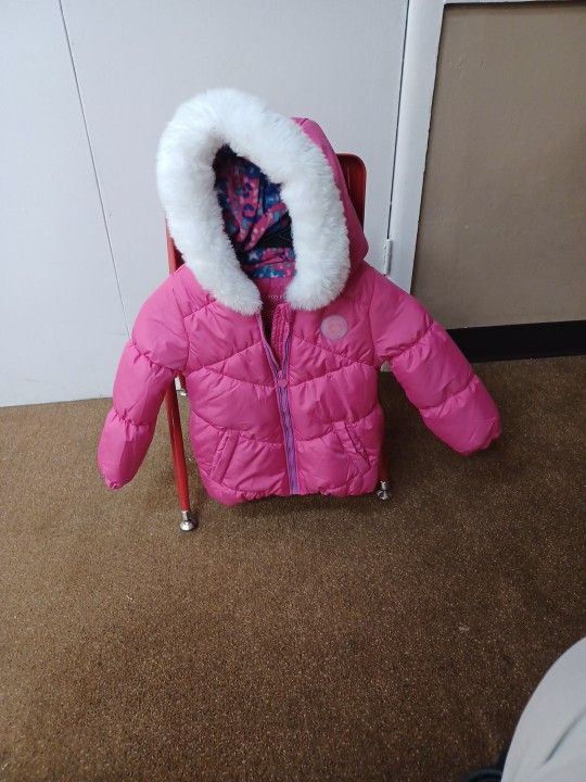 Beautiful Girl Jacket Color Pink Size #4 London Fog