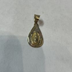 10k Gold Pendant #110023-4 MJ