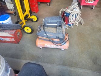 RIDGID Quiet Air Compressor 200 PSI