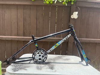 89 GT Interceptor frame set SURVIVOR $350