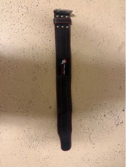 Dark iron fitness weightlifting belt