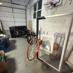 Spalding Basketball Hoop (needs New Backboard) 