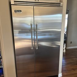 Viking Refrigerator 