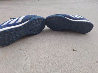 Soccer cement cleats