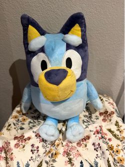 Bluey plushy backpack