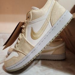 Nike Air Jordan 1 Low SE 