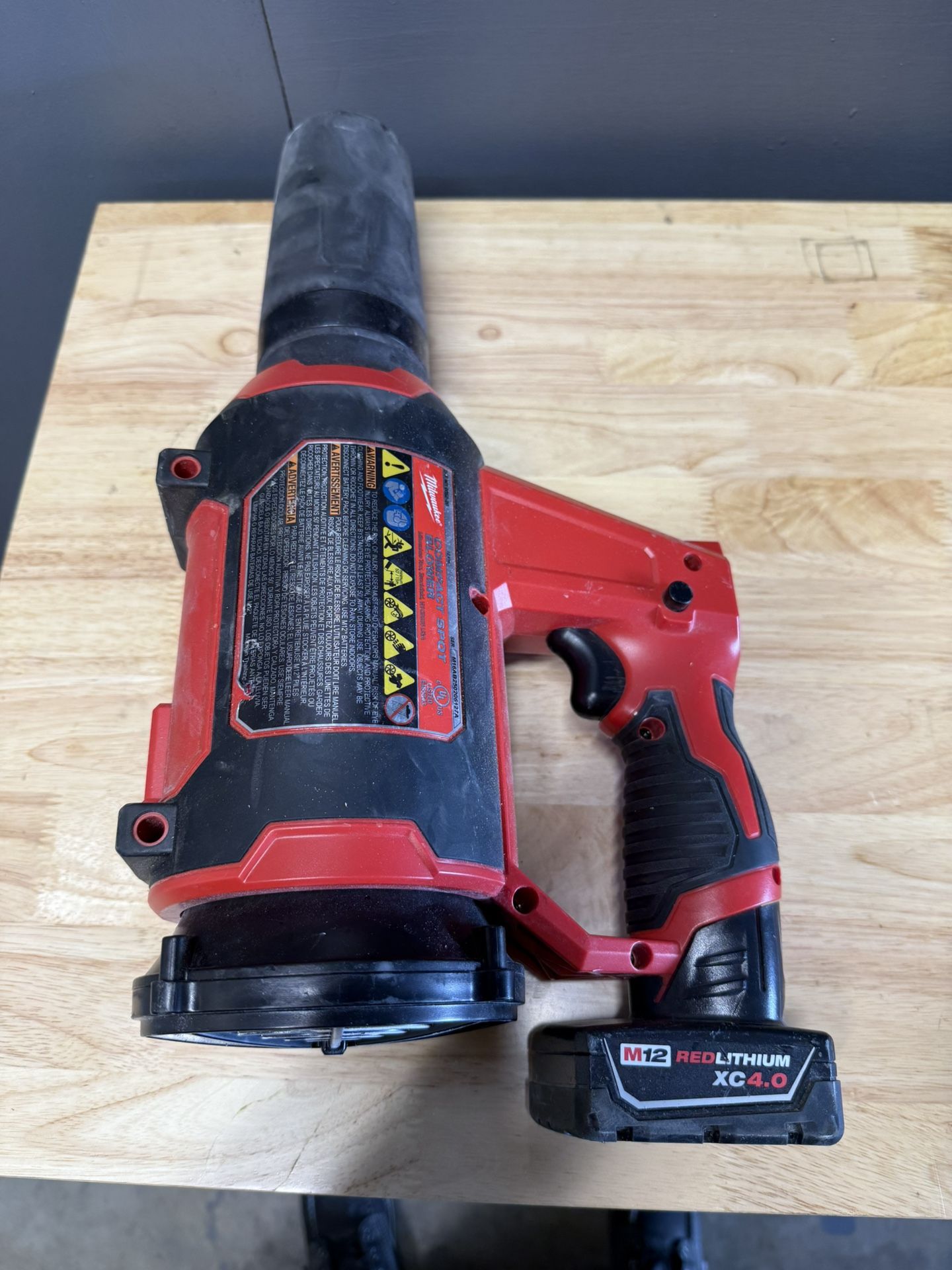 Milwaukee Blower M12