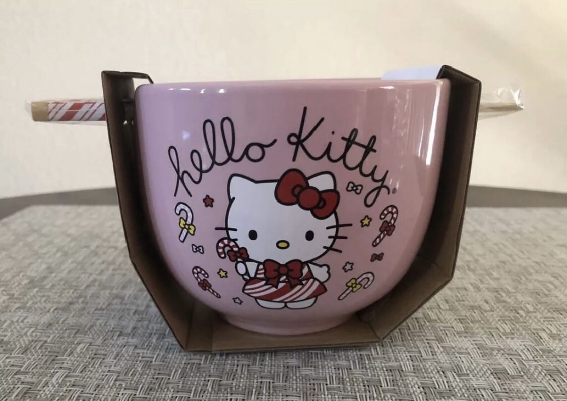 Hello Kitty Christmas Ceramic Ramen Bowl w/ Chopsticks